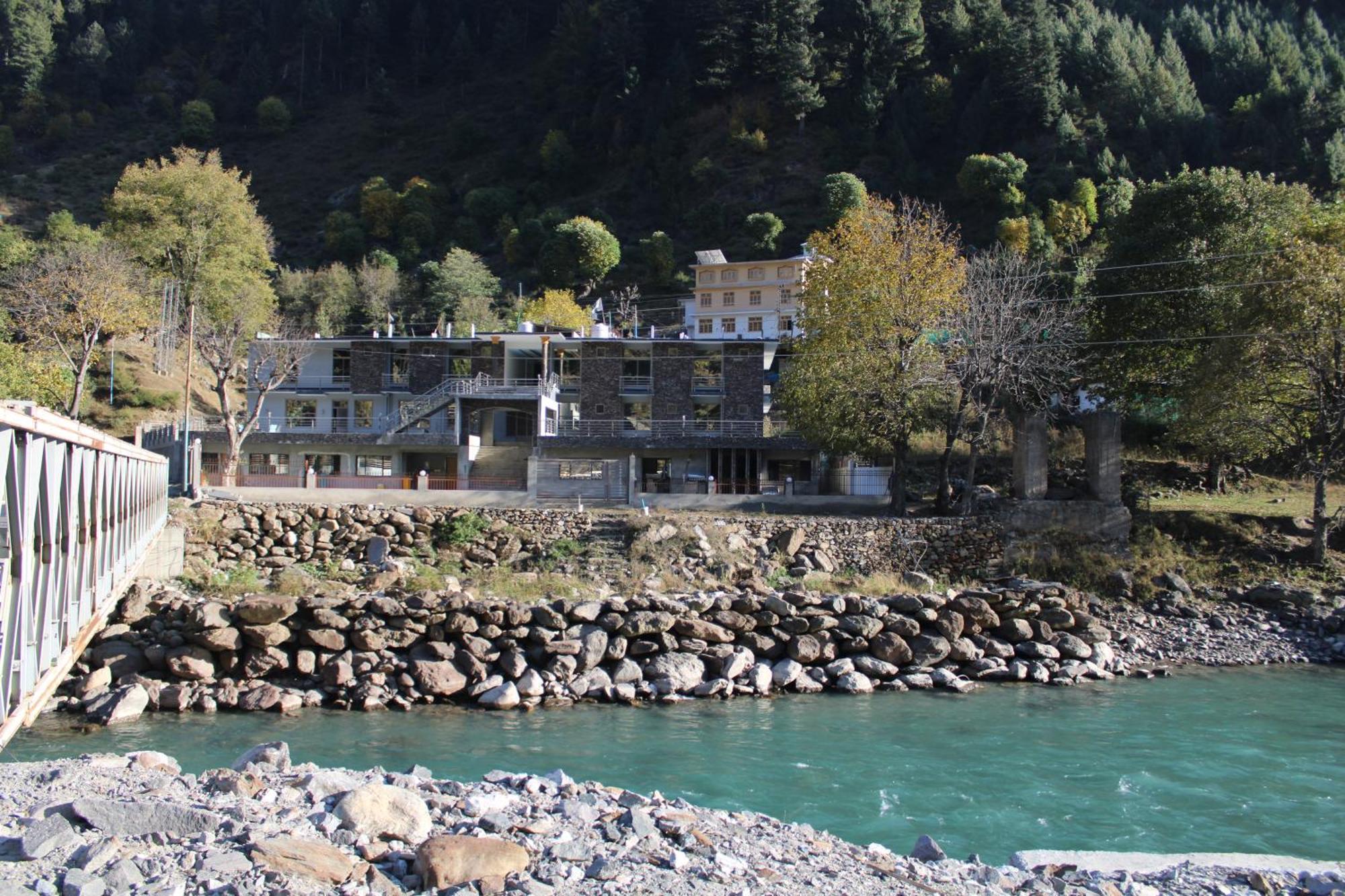 River Garden Hotel And Resort Наран Екстериор снимка
