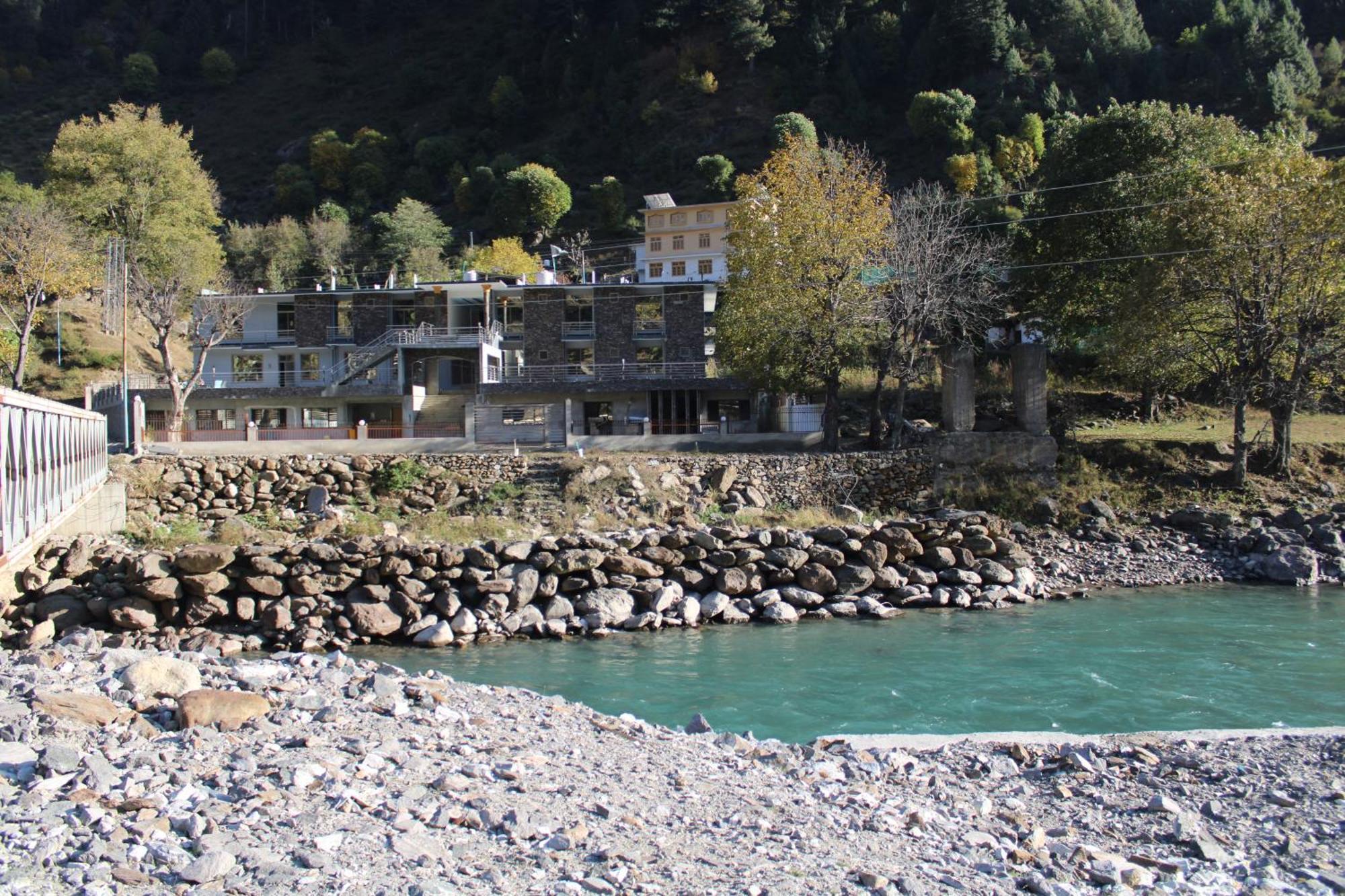 River Garden Hotel And Resort Наран Екстериор снимка